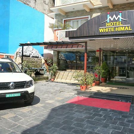 Hotel White Himal Покхара Экстерьер фото